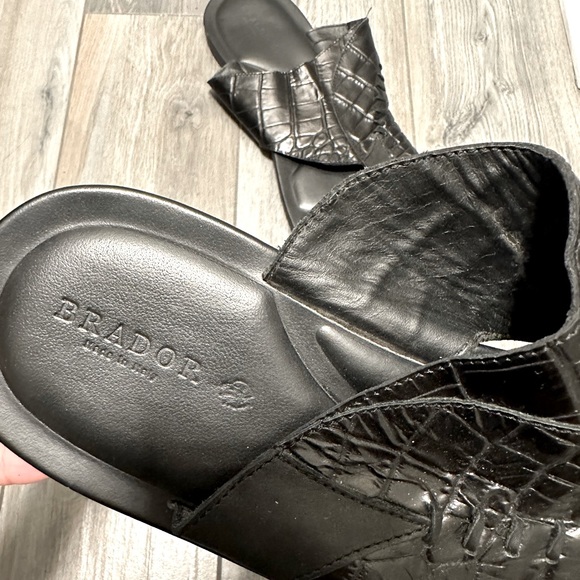 Brador | Men Leather Sandals - Picture 2 of 3